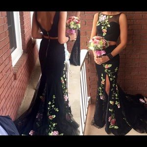 Black Sherri Hill 00